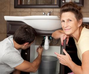 Why Choose Tankless Water Heater Installation Pros